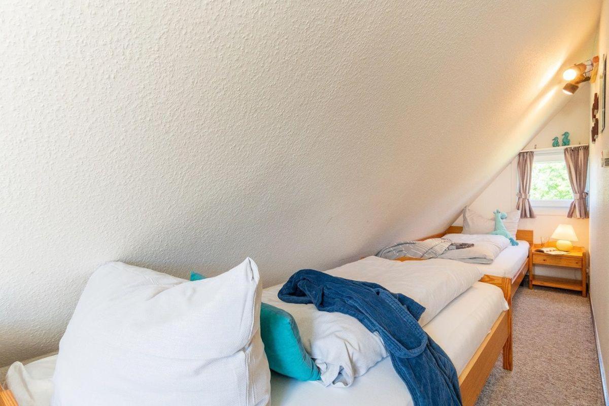 Am-Hohen-Ufer-Reetdach-Haus-Ocean-Breeze-136 Villa Großenbrode Kültér fotó
