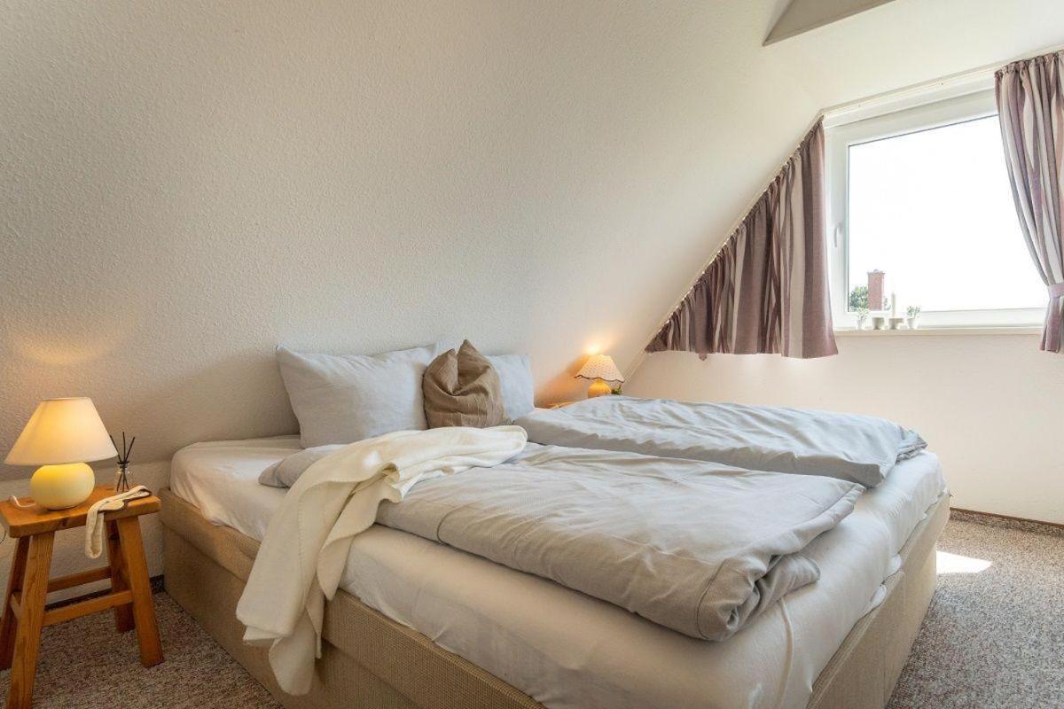 Am-Hohen-Ufer-Reetdach-Haus-Ocean-Breeze-136 Villa Großenbrode Kültér fotó