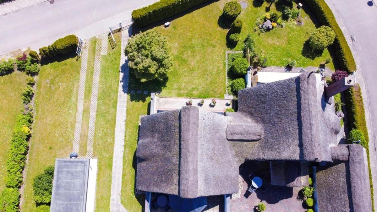 Am-Hohen-Ufer-Reetdach-Haus-Ocean-Breeze-136 Villa Großenbrode Kültér fotó