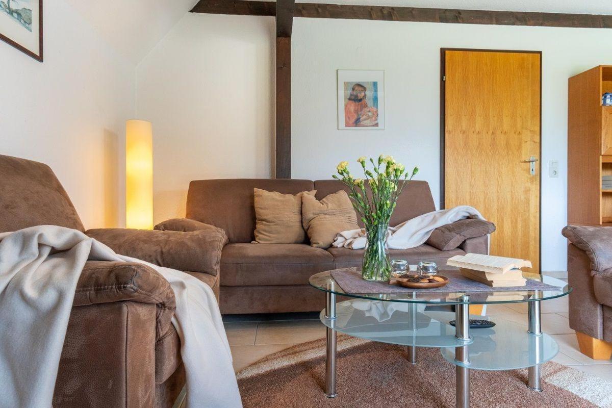Am-Hohen-Ufer-Reetdach-Haus-Ocean-Breeze-136 Villa Großenbrode Kültér fotó